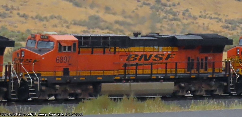 BNSF 6897